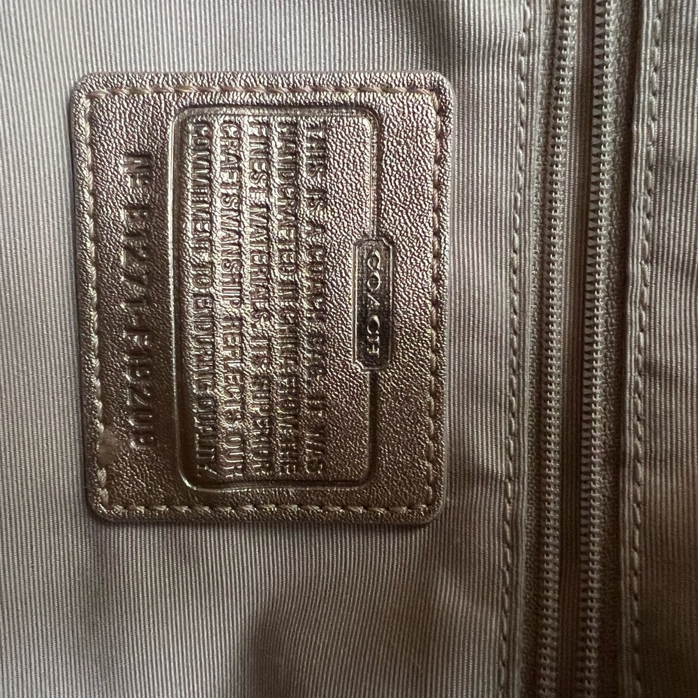 Y2k Vintage Gold Coach Bag - Gem